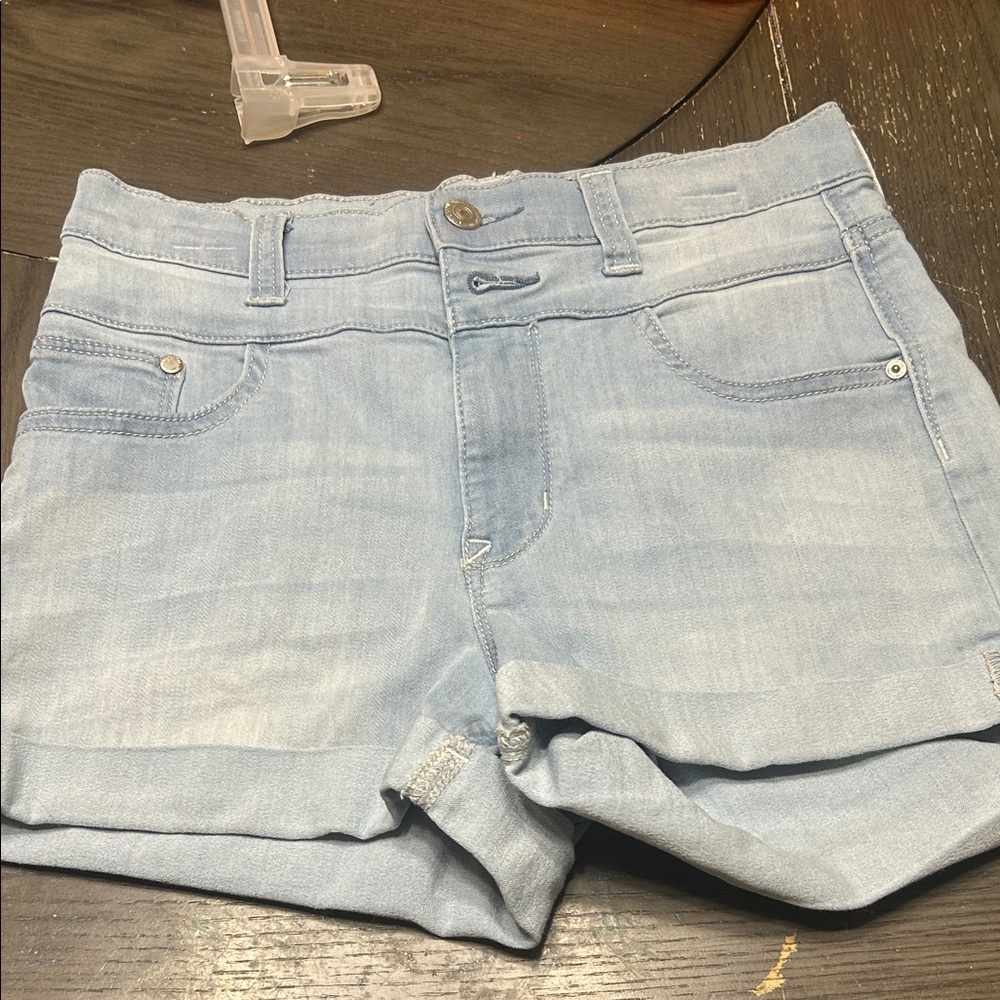 Wallflower Light Wash Jean Shorts